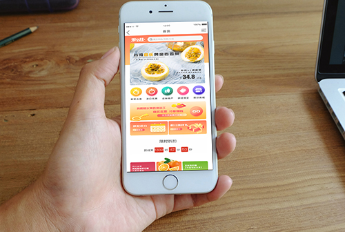 ��ɫ�����С����